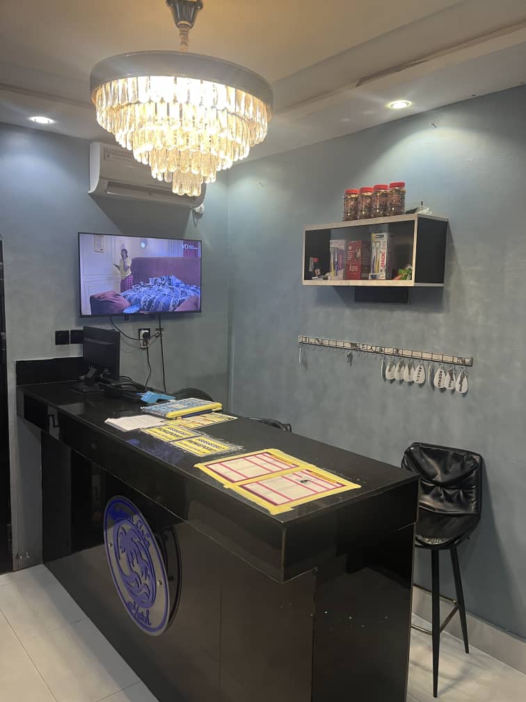 About Western Isle Hotel
